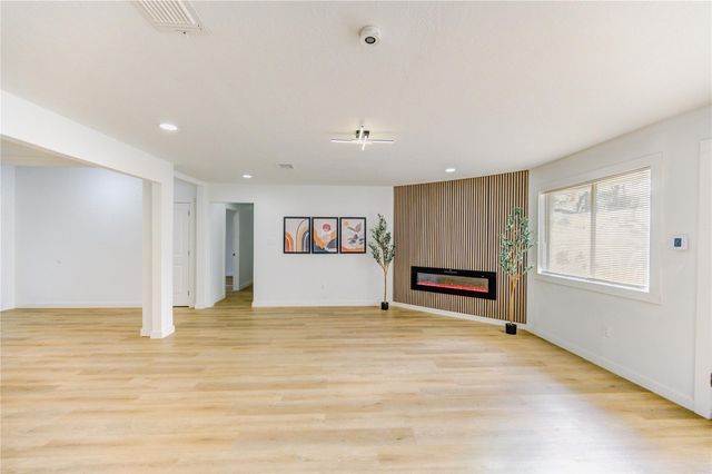 25607 Spring Ridge Drive, Spring, TX 77386