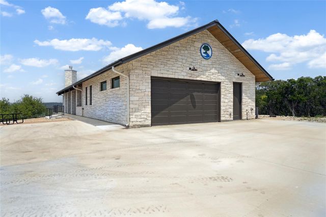 1777 Paradise Pkwy, Canyon Lake, TX 78133