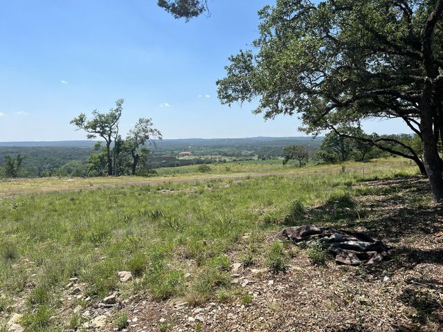 1777 Paradise Pkwy, Canyon Lake, TX 78133