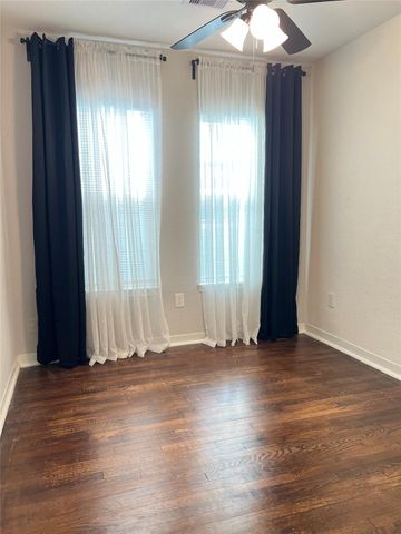 4705 Park Drive, Houston, TX 77023