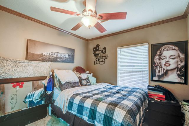 8123 Tareyton Lane, Houston, TX 77075