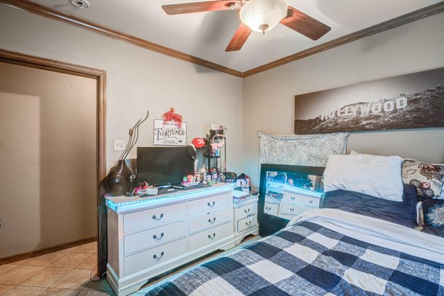 8123 Tareyton Lane, Houston, TX 77075