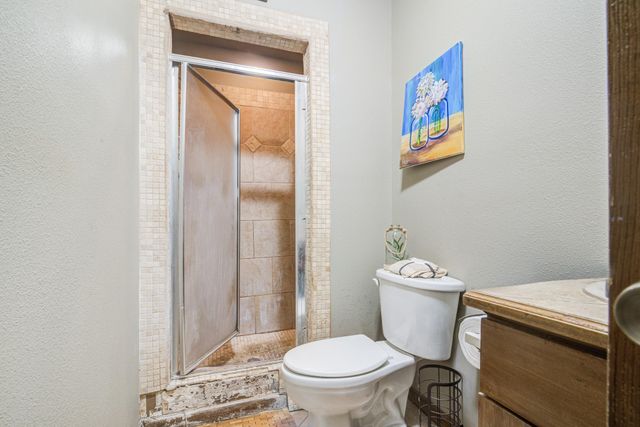 8123 Tareyton Lane, Houston, TX 77075