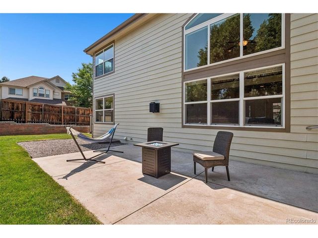 6129 S Newark Way, Englewood, CO 80111