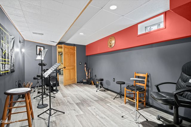 231 Drummond Drive, Milton, NY 12020