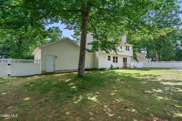 231 Drummond Drive, Milton, NY 12020