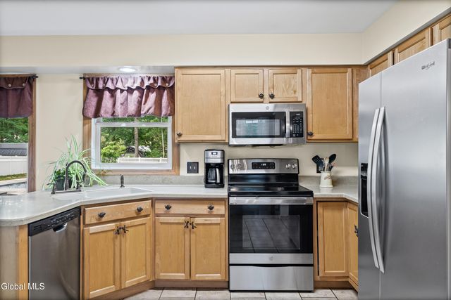 231 Drummond Drive, Milton, NY 12020