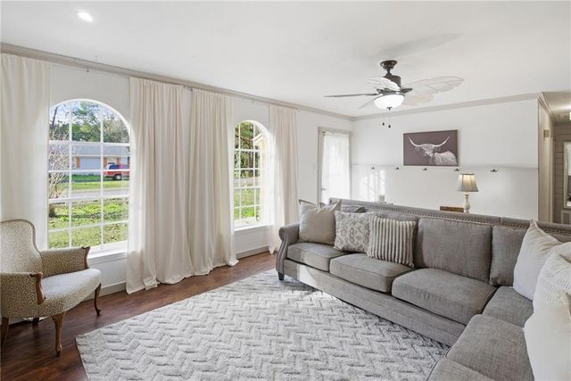 4657 Clarendon Drive, Mobile, AL 36619