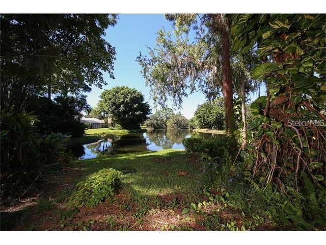 8338 SHADOW PINE WAY, Sarasota, FL 34238