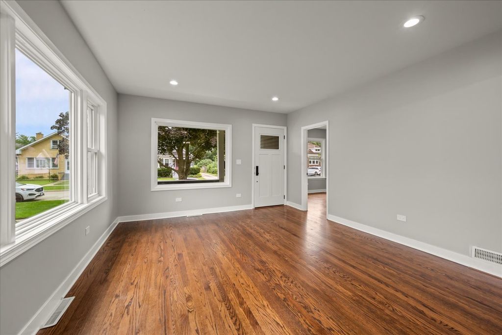 1486 Van Buren Avenue, Des Plaines, IL 60018 — photo 5