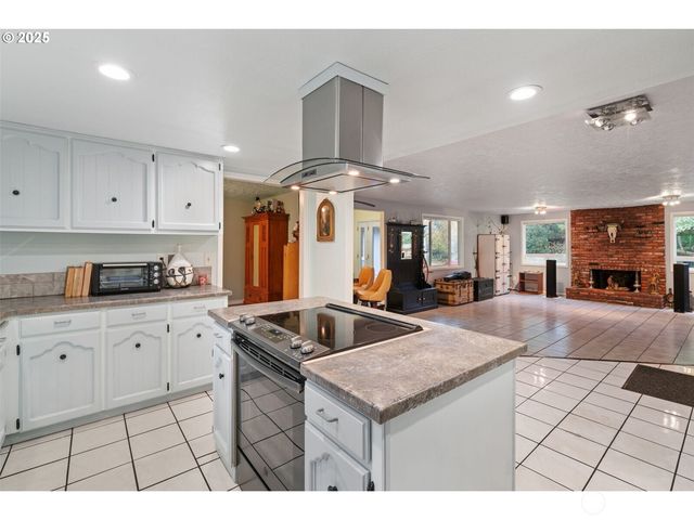 22416 NE Abernathy Road, Yacolt, WA 98675