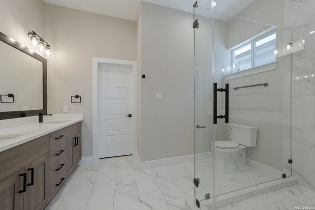 1618 W Lawndale Dr Unit 14, San Antonio, TX 78209