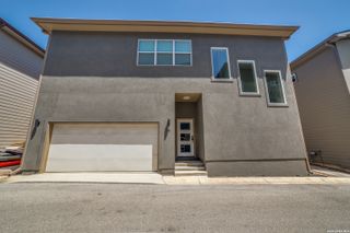 1618 W Lawndale Dr Unit 14, San Antonio, TX 78209