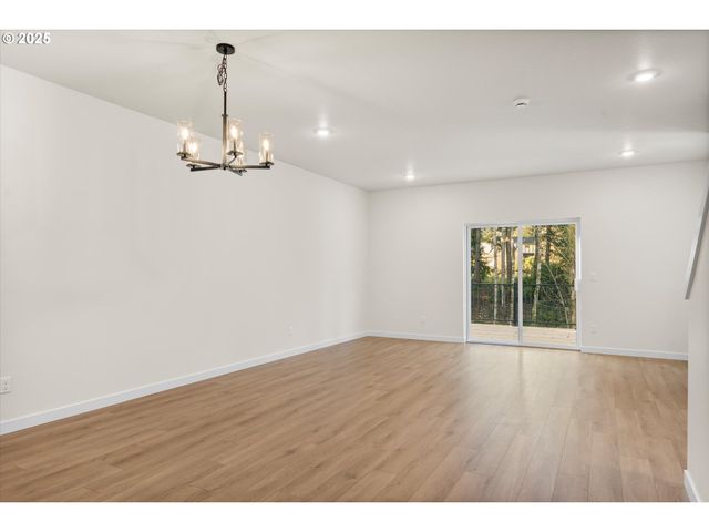 6311 Se Chloe Rose Way, Milwaukie, OR 97267