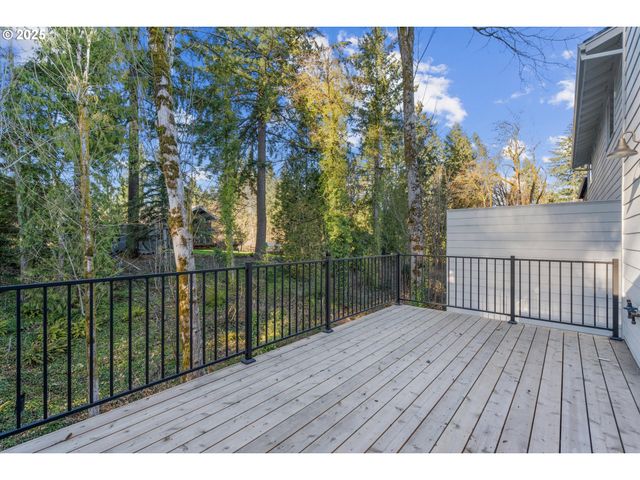 6311 Se Chloe Rose Way, Milwaukie, OR 97267