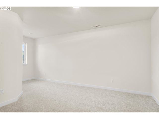 6311 Se Chloe Rose Way, Milwaukie, OR 97267