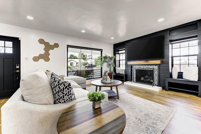 4034 Holly Drive, San Jose, CA 95127