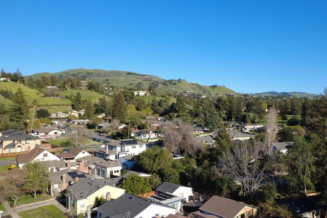 4034 Holly Drive, San Jose, CA 95127