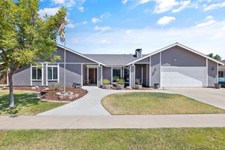 450 E Birch Avenue, Hanford, CA 93230