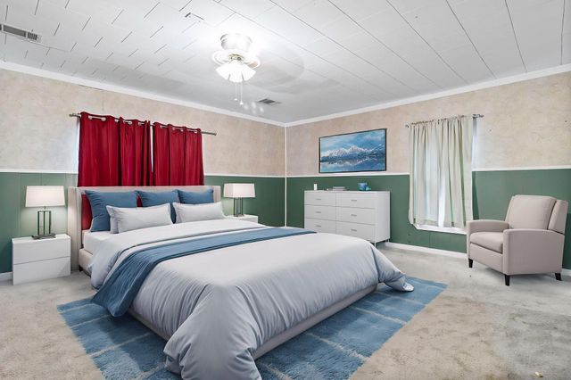 712 N Pine Avenue, Livingston, TX 77351