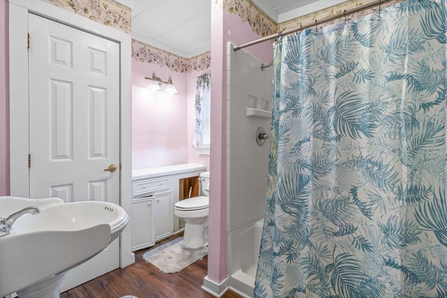 712 N Pine Avenue, Livingston, TX 77351