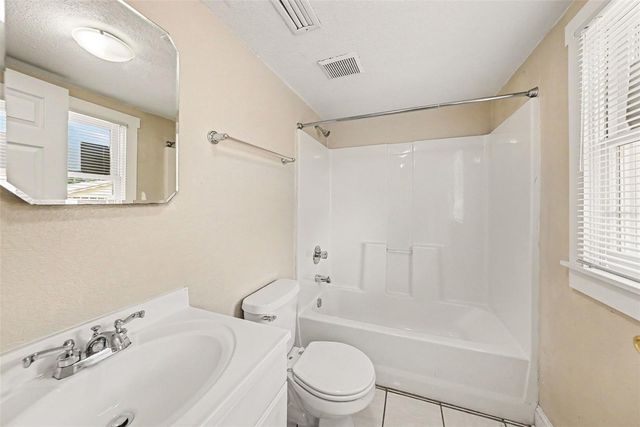 1601 E 15TH AVENUE, Tampa, FL 33605