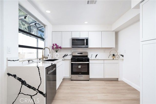 23760 Timber Bluff Court, Moreno Valley, CA 92557