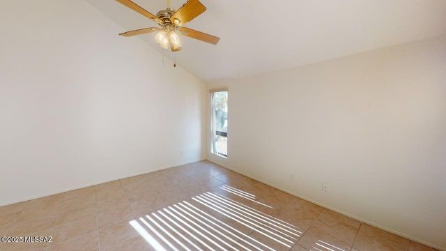 7604 E Callisto Cir Unit 15, Tucson, AZ 85715