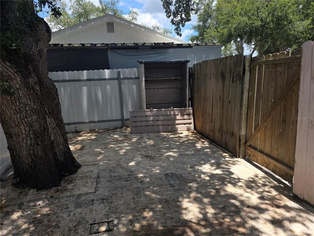 537 MELODY CIRCLE, Sarasota, FL 34237