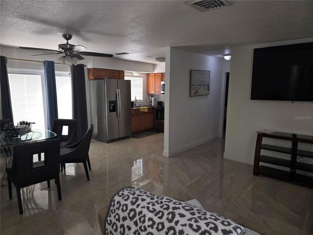 537 MELODY CIRCLE, Sarasota, FL 34237