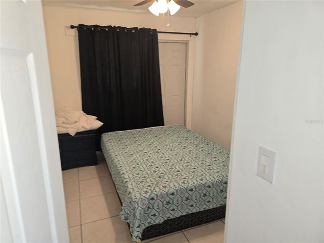 537 MELODY CIRCLE, Sarasota, FL 34237