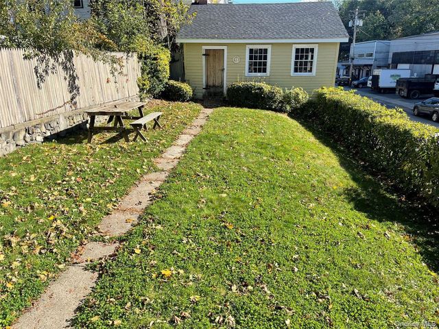 135 Washington Street 1, Poughkeepsie, NY 12601