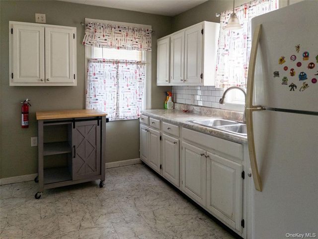 135 Washington Street 1, Poughkeepsie, NY 12601