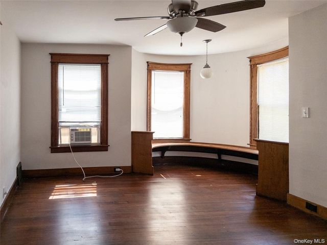 135 Washington Street 1, Poughkeepsie, NY 12601