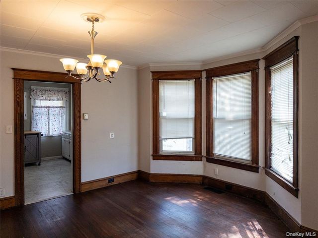 135 Washington Street 1, Poughkeepsie, NY 12601