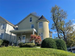 135 Washington Street 1, Poughkeepsie, NY 12601