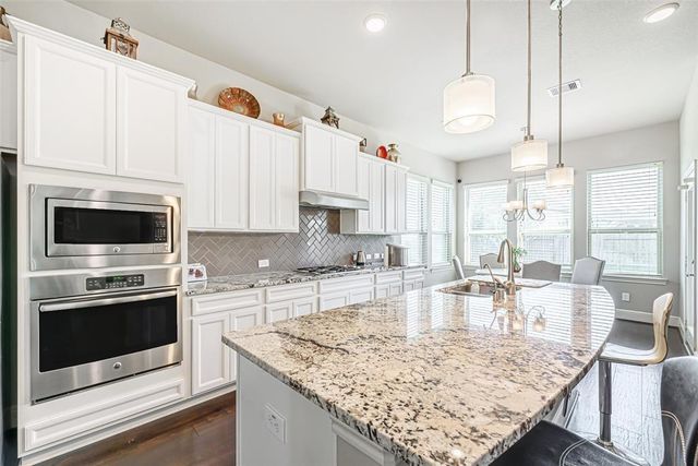 16622 Emmaus Lane, Cypress, TX 77433