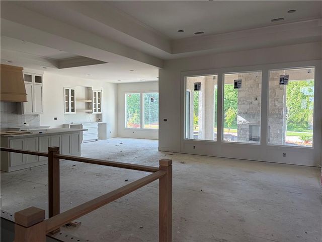 3040 W 133rd Terrace, Leawood, KS 66209