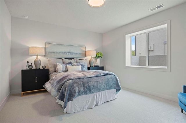 3040 W 133rd Terrace, Leawood, KS 66209