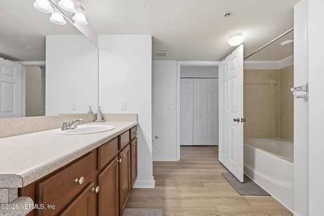 8550 TOUCHTON Road 1521, Jacksonville, FL 32216