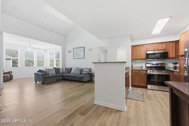 8550 TOUCHTON Road 1521, Jacksonville, FL 32216
