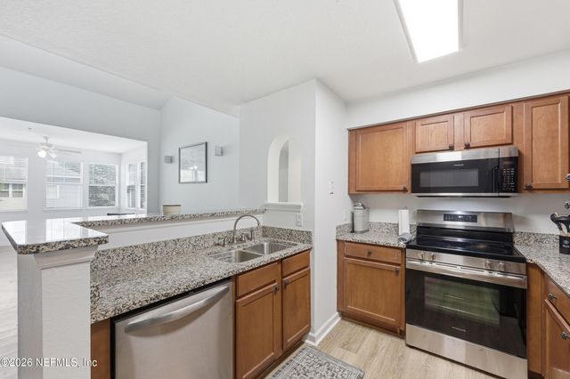 8550 TOUCHTON Road 1521, Jacksonville, FL 32216