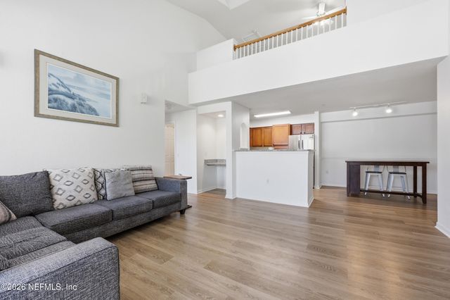 8550 TOUCHTON Road 1521, Jacksonville, FL 32216
