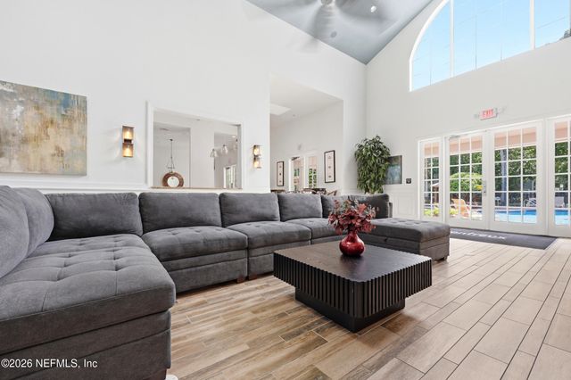 8550 TOUCHTON Road 1521, Jacksonville, FL 32216