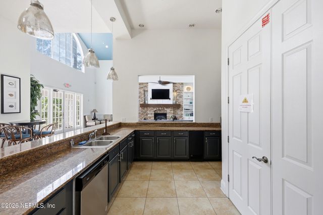 8550 TOUCHTON Road 1521, Jacksonville, FL 32216