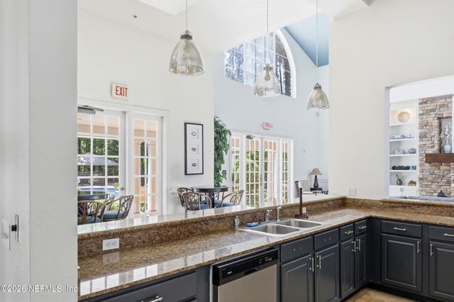 8550 TOUCHTON Road 1521, Jacksonville, FL 32216