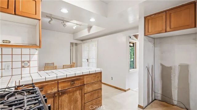 4964 O Sullivan, Los Angeles, CA 90032