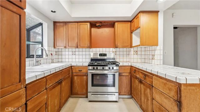 4964 O Sullivan, Los Angeles, CA 90032