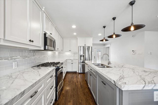 1062 W 41st Street, Houston, TX 77018