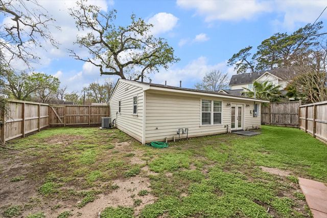 1062 W 41st Street, Houston, TX 77018